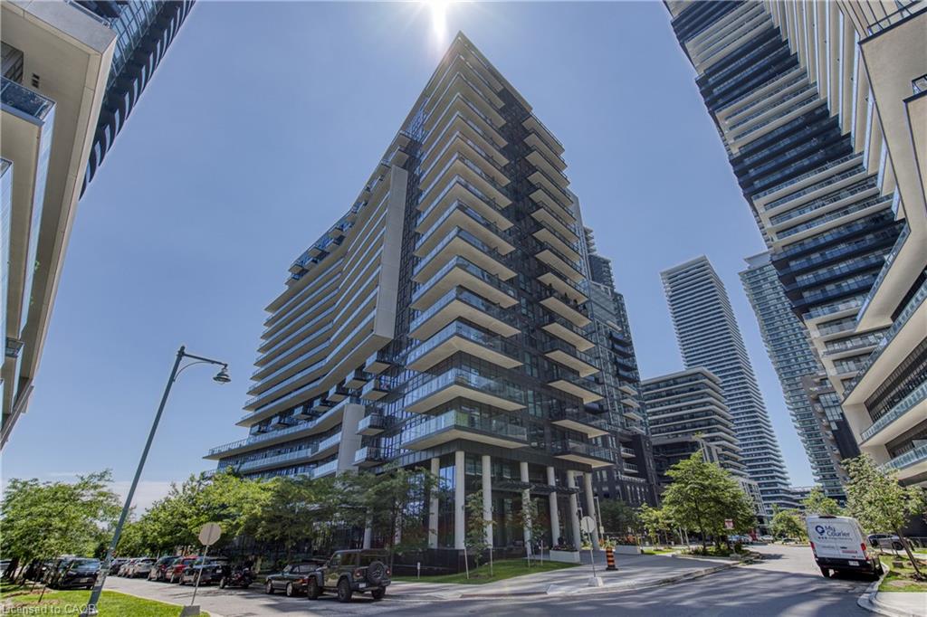 39-annie-craig-drive-toronto-ontario-40858896