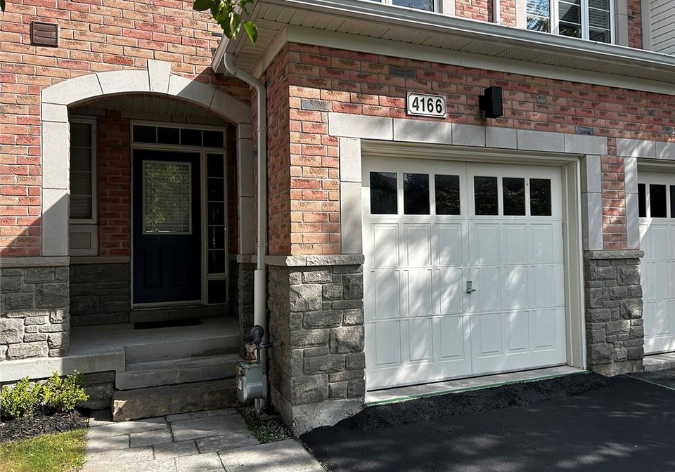 4166-judson-common-burlington-ontario-40858919