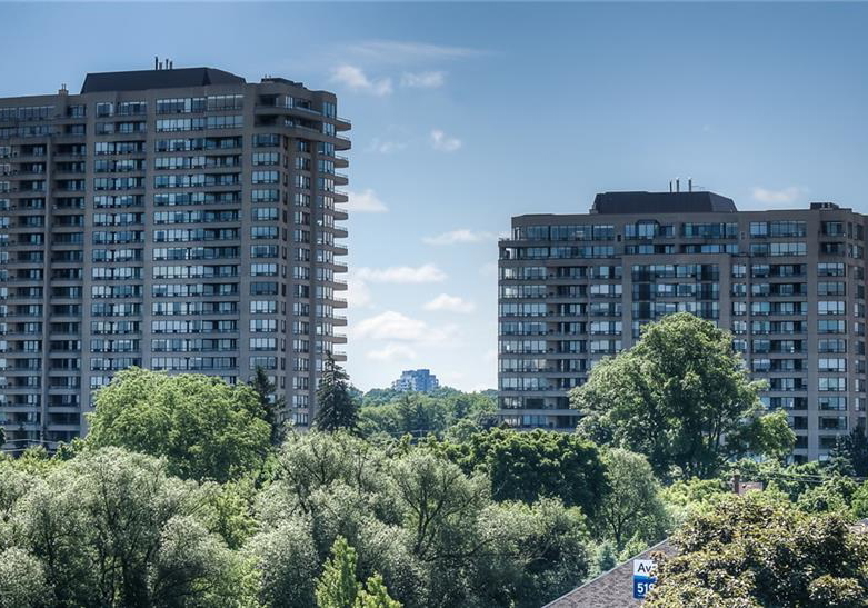 4-willow-street-waterloo-ontario-40858924