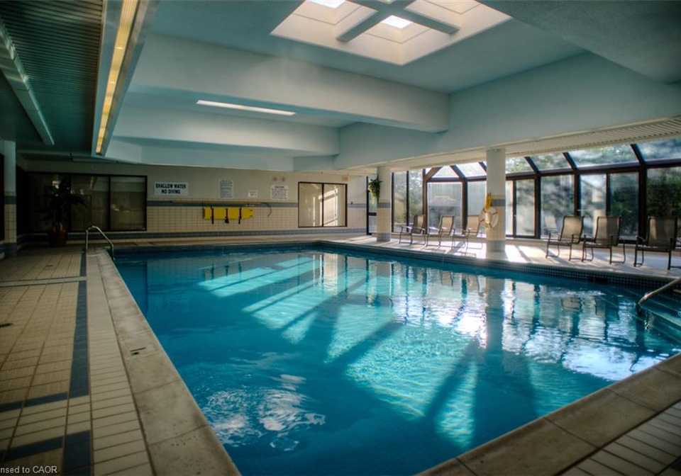 4-willow-street-waterloo-ontario-40858924