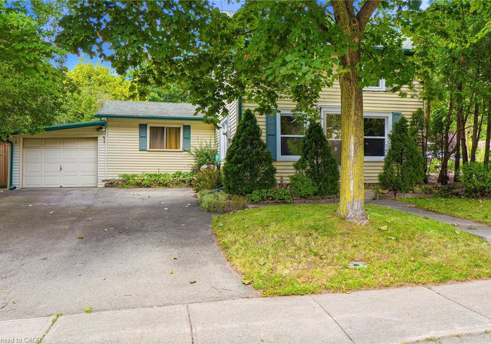361-dundas-street-e-waterdown-ontario-40858935