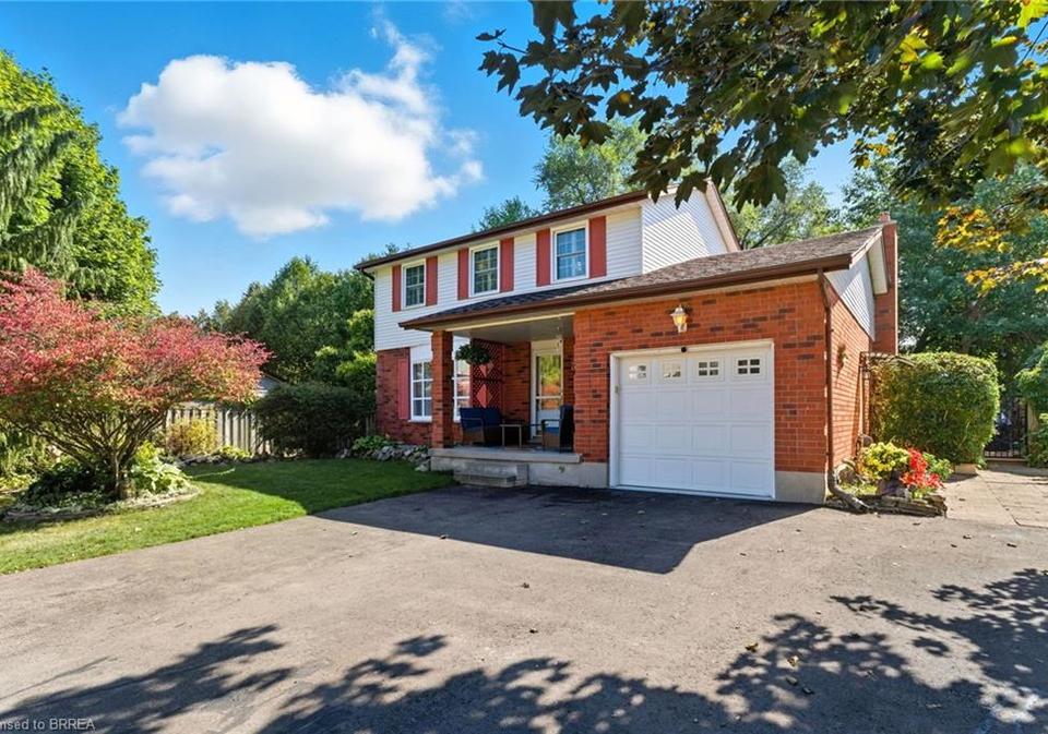 324-burnett-avenue-cambridge-ontario-40858960