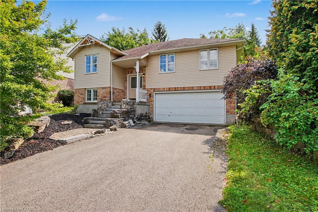 1-cutting-drive-elora-ontario-40858961
