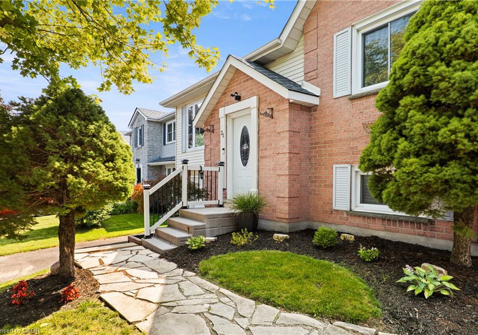 21-golden-meadow-crescent-kitchener-ontario-40858997
