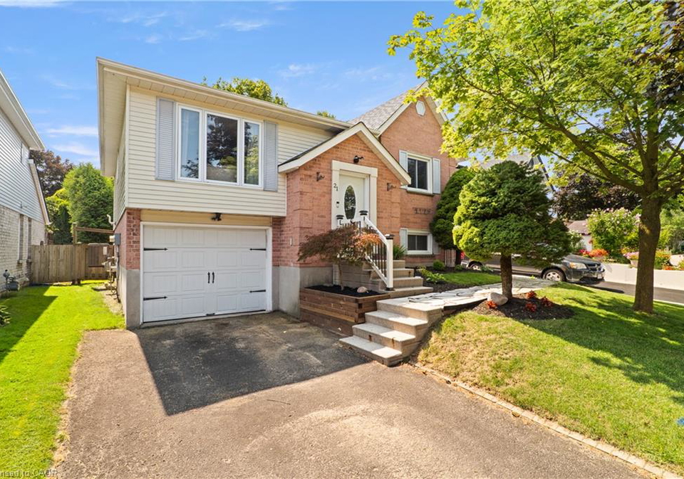 21-golden-meadow-crescent-kitchener-ontario-40858997