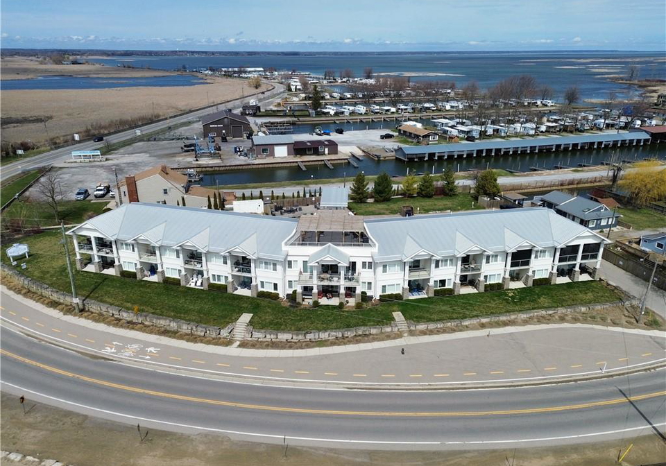12-erie-boulevard-long-point-ontario-40859001