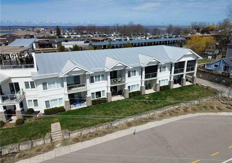 12-erie-boulevard-long-point-ontario-40859001