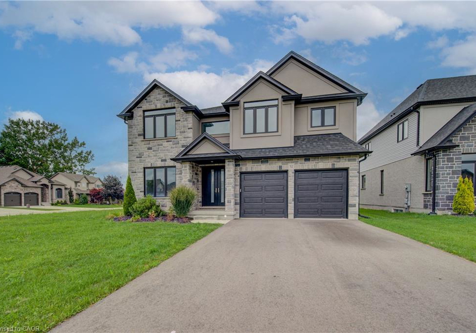 32-sycamore-drive-tillsonburg-ontario-40859012