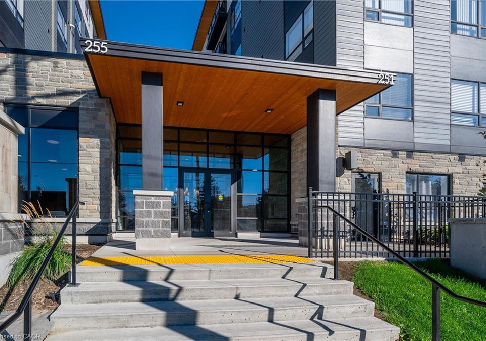 255-northfield-drive-waterloo-ontario-40859016