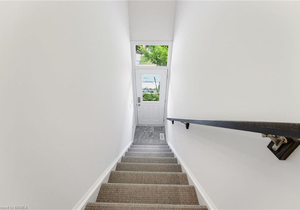 120-court-drive-paris-ontario-40859057
