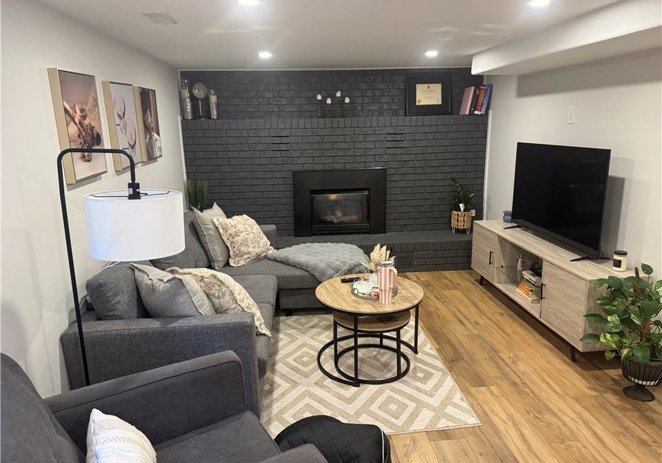 52-massey-avenue-kitchener-ontario-40859058