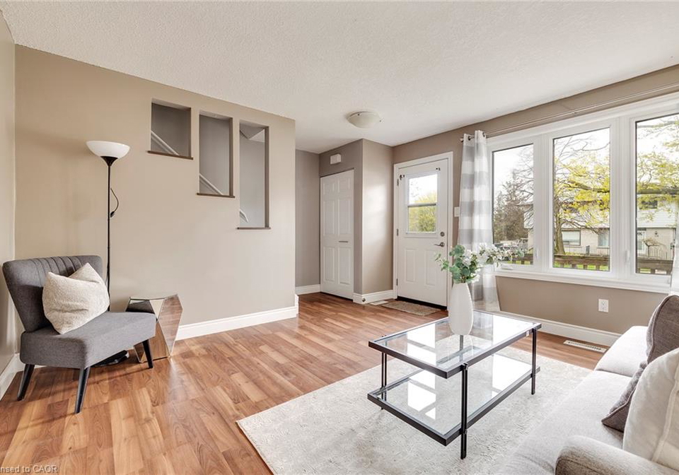 111-scott-road-cambridge-ontario-40859069