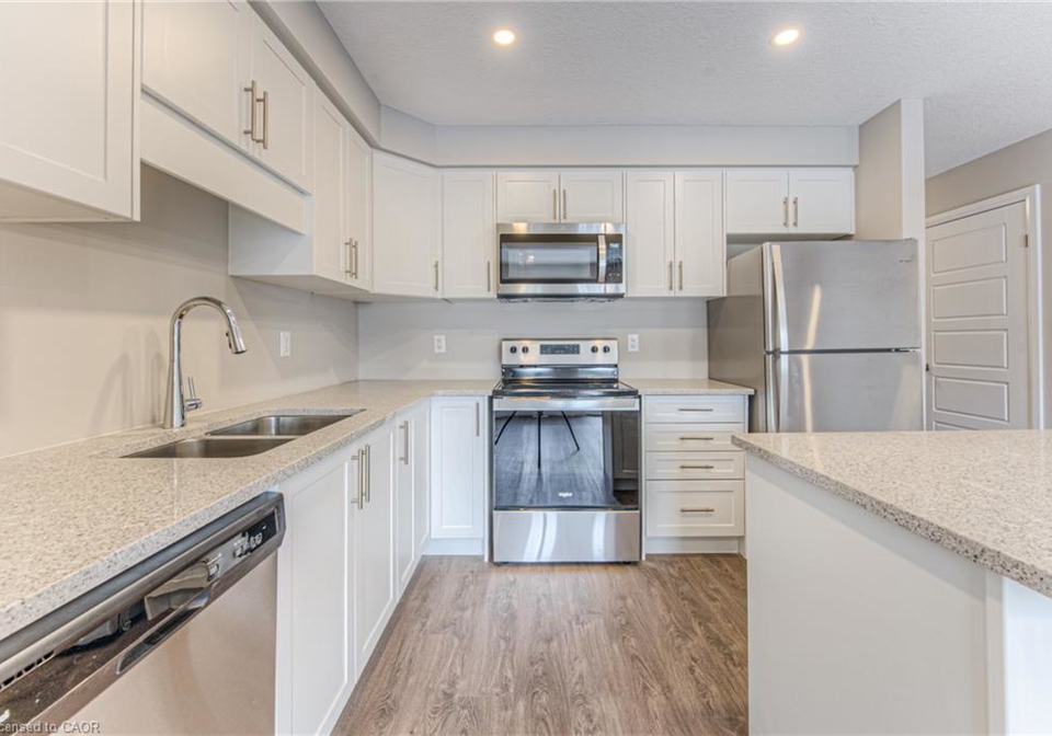 86-erbsville-court-waterloo-ontario-40859071