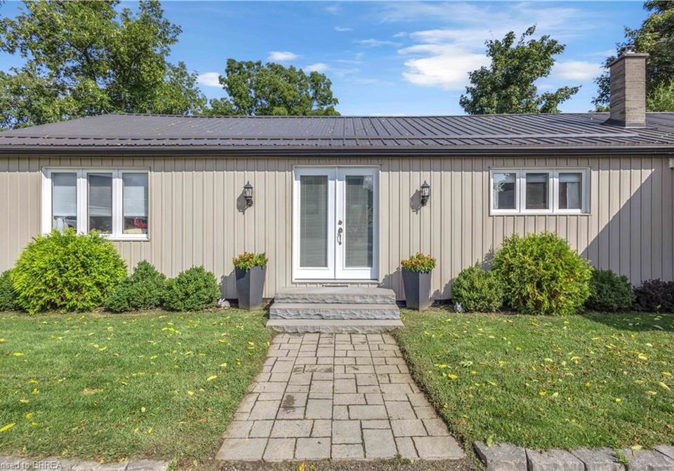 114-king-street-burford-ontario-40859075