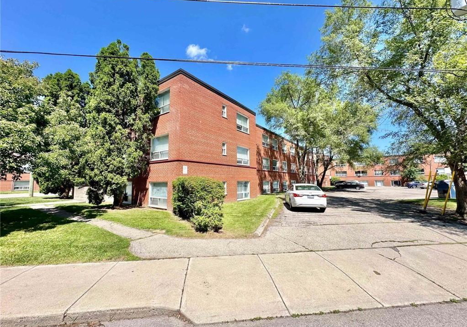 37-mericourt-road-hamilton-ontario-40859091