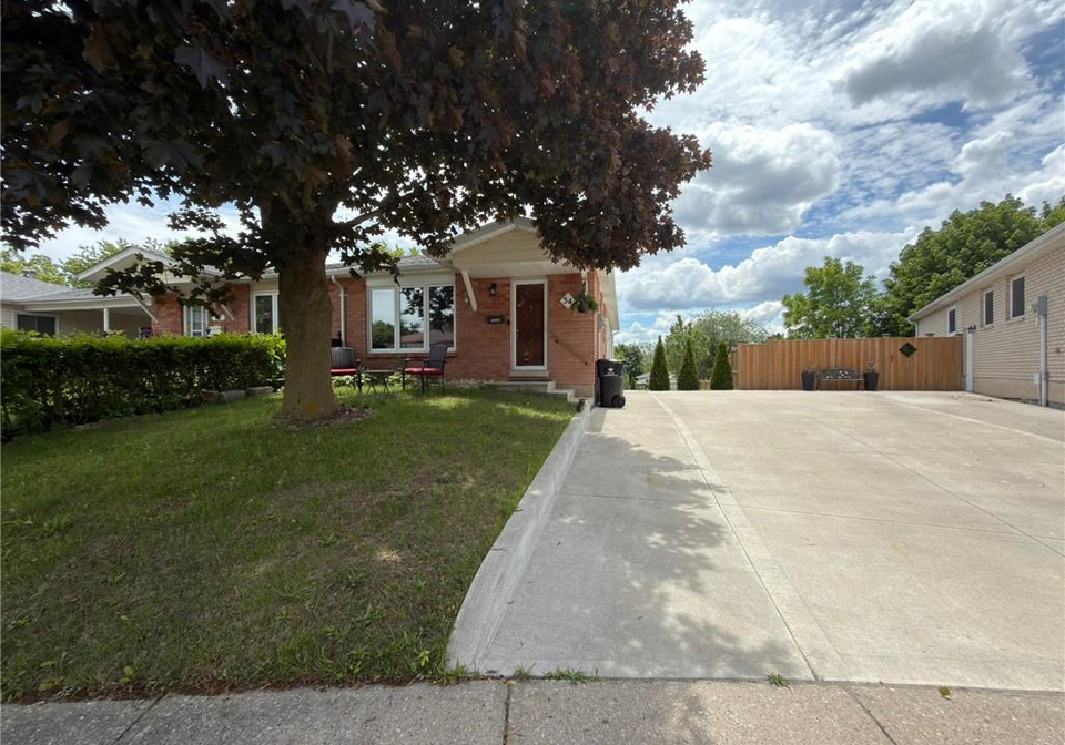34-nora-court-cambridge-ontario-40859095