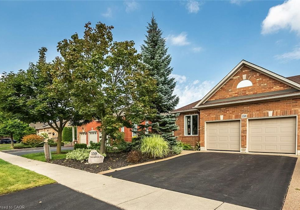 159-thoroughbred-boulevard-ancaster-ontario-40859105