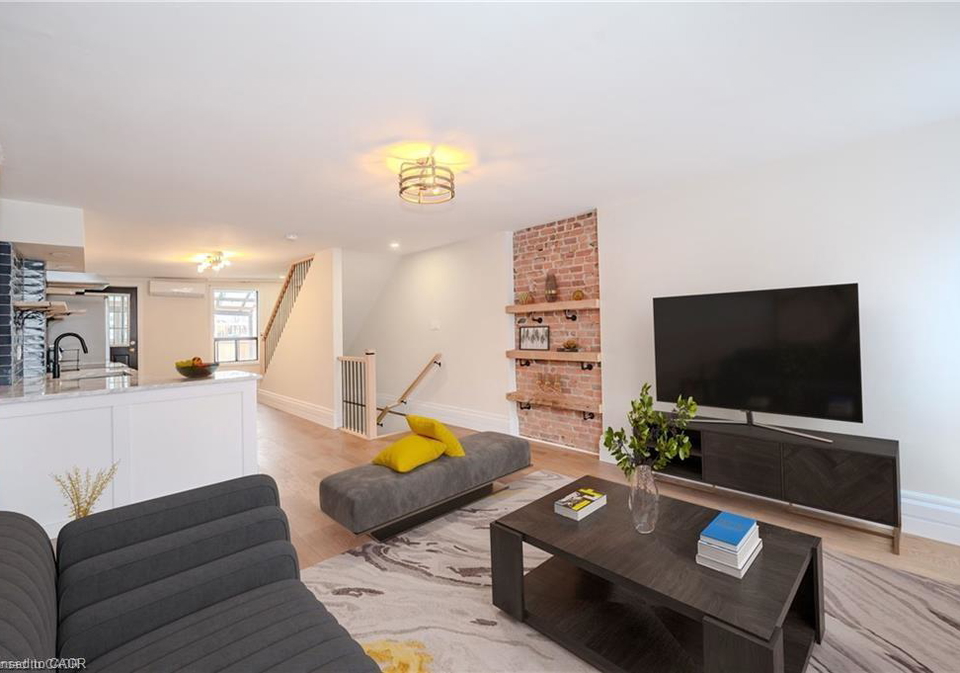 310-king-street-e-hamilton-ontario-40859121