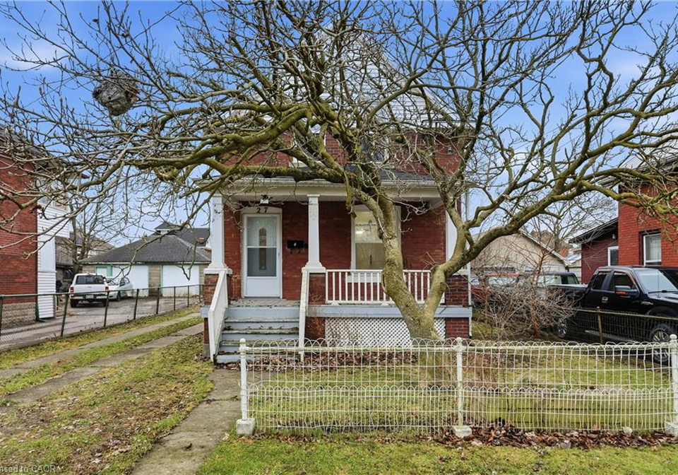 27-albert-street-welland-ontario-40859127
