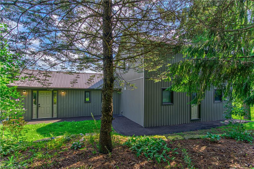 595534-highway-59-highway-woodstock-ontario-40859176