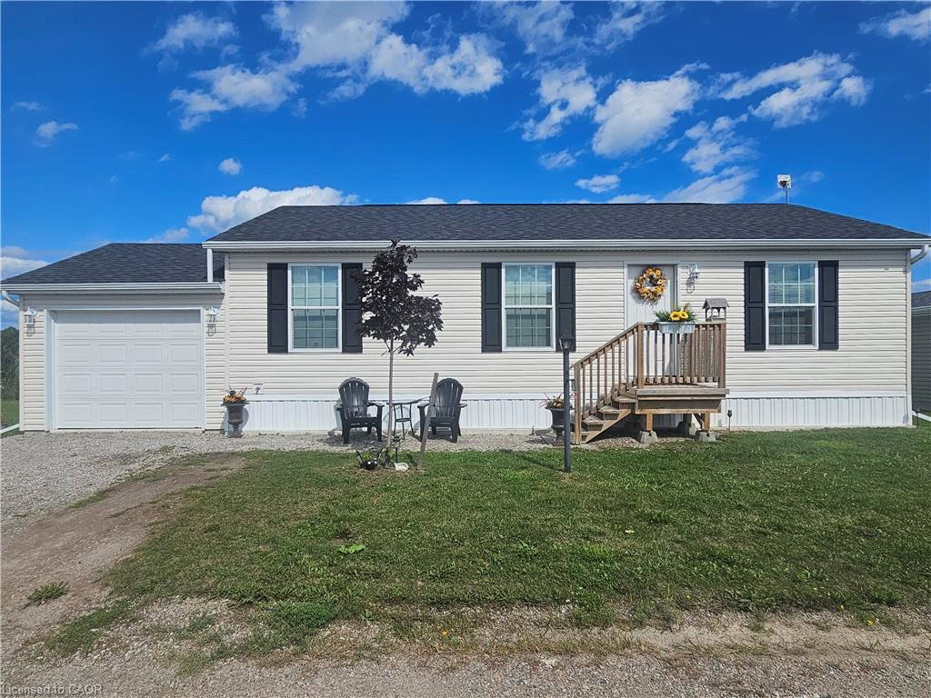 10-marsh-cove-nanticoke-ontario-40859181