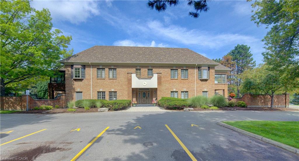 45-blue-springs-drive-waterloo-ontario-40859187