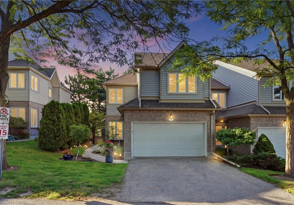 365-bennington-waterloo-ontario-40859226