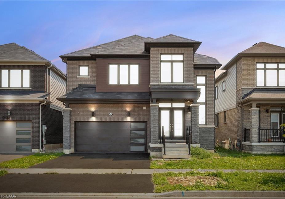 32-rebecca-way-caledonia-ontario-40859227