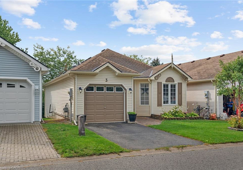 3-mallard-walk-port-rowan-ontario-40859238