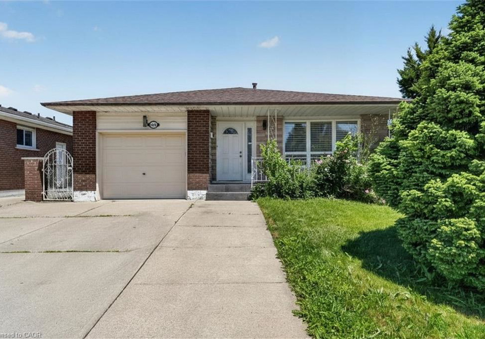 128-hadeland-avenue-hamilton-ontario-40859261
