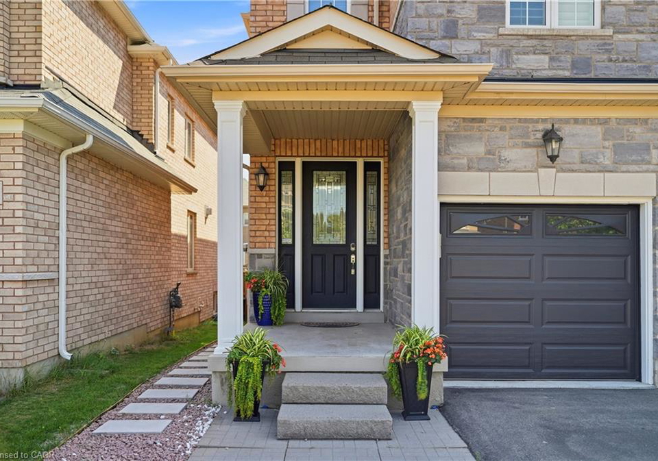 114-chaumont-drive-stoney-creek-ontario-40859262