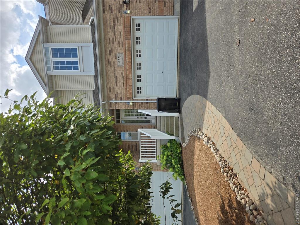 555-grasslands-court-waterloo-ontario-40859267