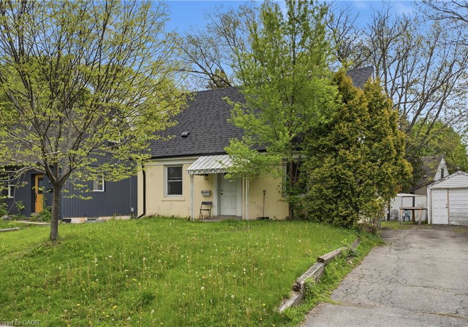 139-dalewood-avenue-hamilton-ontario-40859271