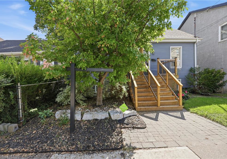 128-robert-street-hamilton-ontario-40859289