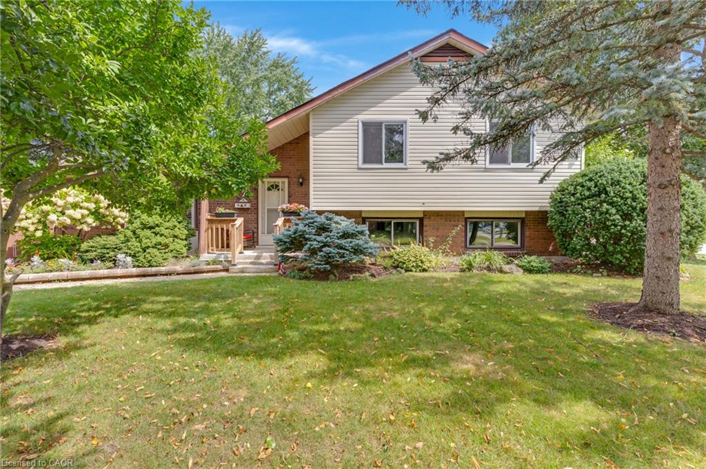 7-underhill-crescent-kitchener-ontario-40859292