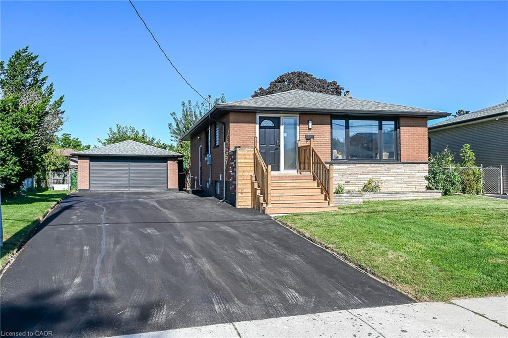 135-nugent-drive-hamilton-ontario-40859304