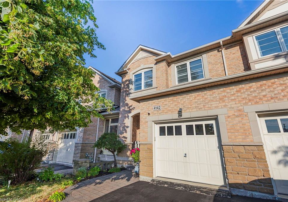 4142-judson-common-burlington-ontario-40859309