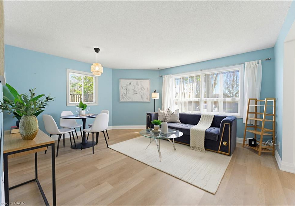 30-hugo-crescent-kitchener-ontario-40859310
