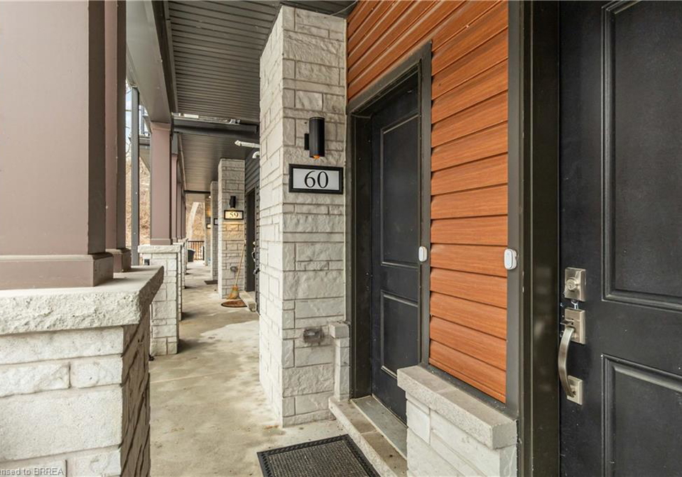 2-willow-street-paris-ontario-40859328