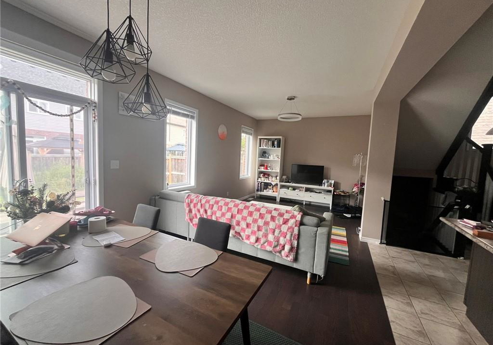 298-buttonbush-street-waterloo-ontario-40859345