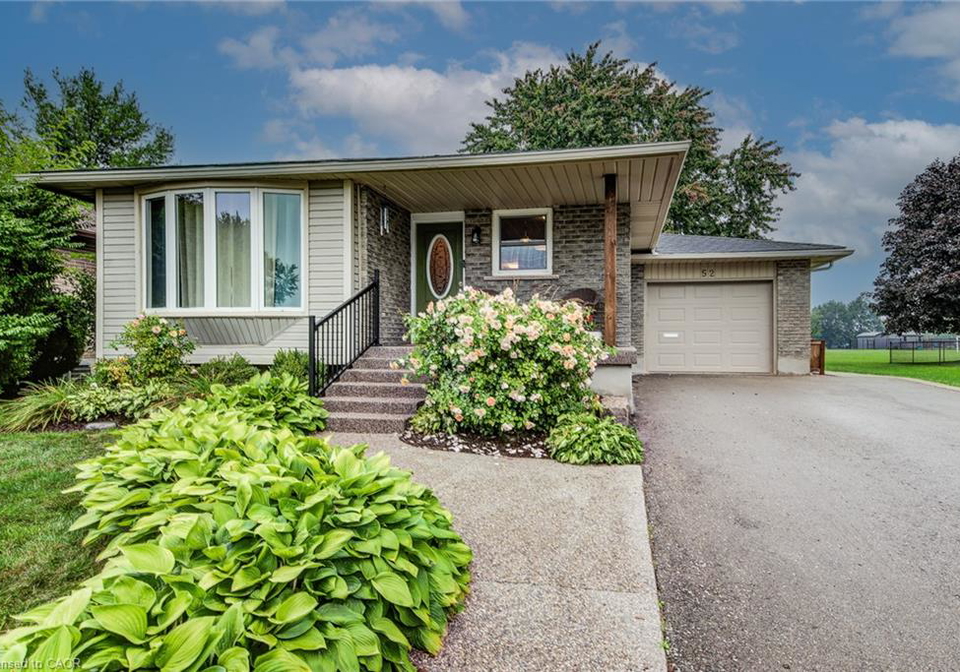 52-mockingbird-drive-elmira-ontario-40859364