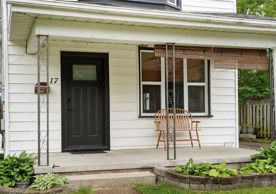 17-bertha-street-simcoe-ontario-40859371