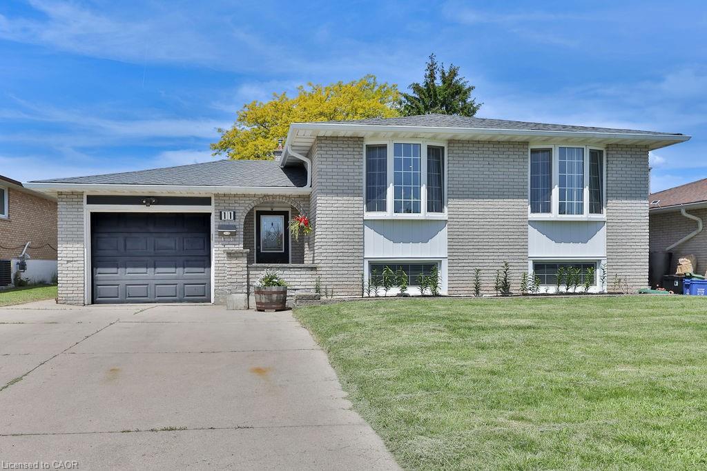 11-lynwood-drive-stoney-creek-ontario-40859405