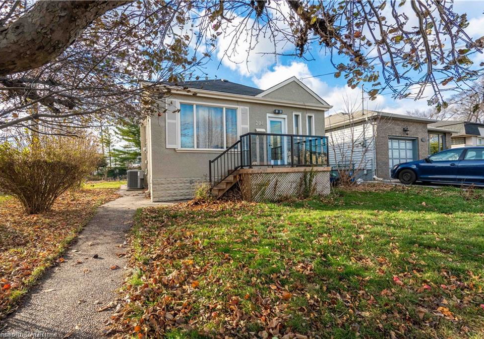 204-glow-avenue-hamilton-ontario-40859406