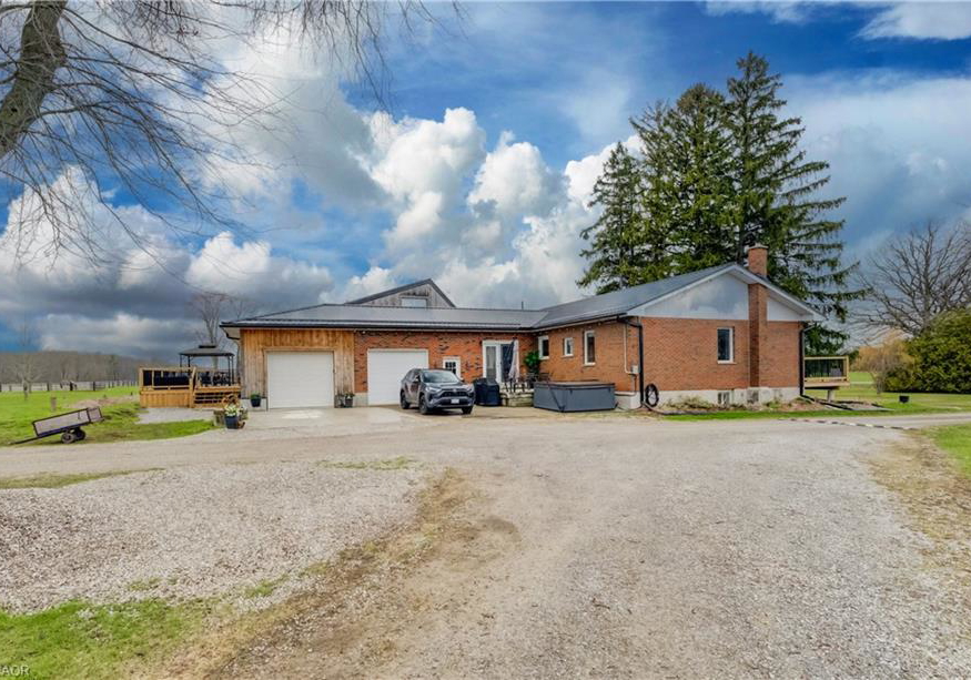 1372-conc-8-townsend-waterford-ontario-40859417