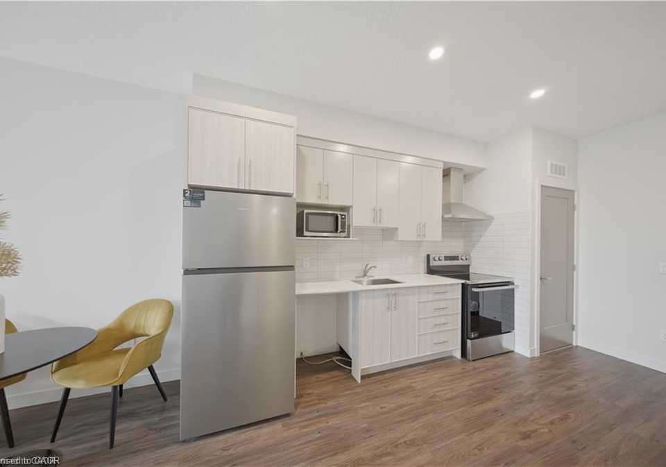 1055-weber-street-e-kitchener-ontario-40859430