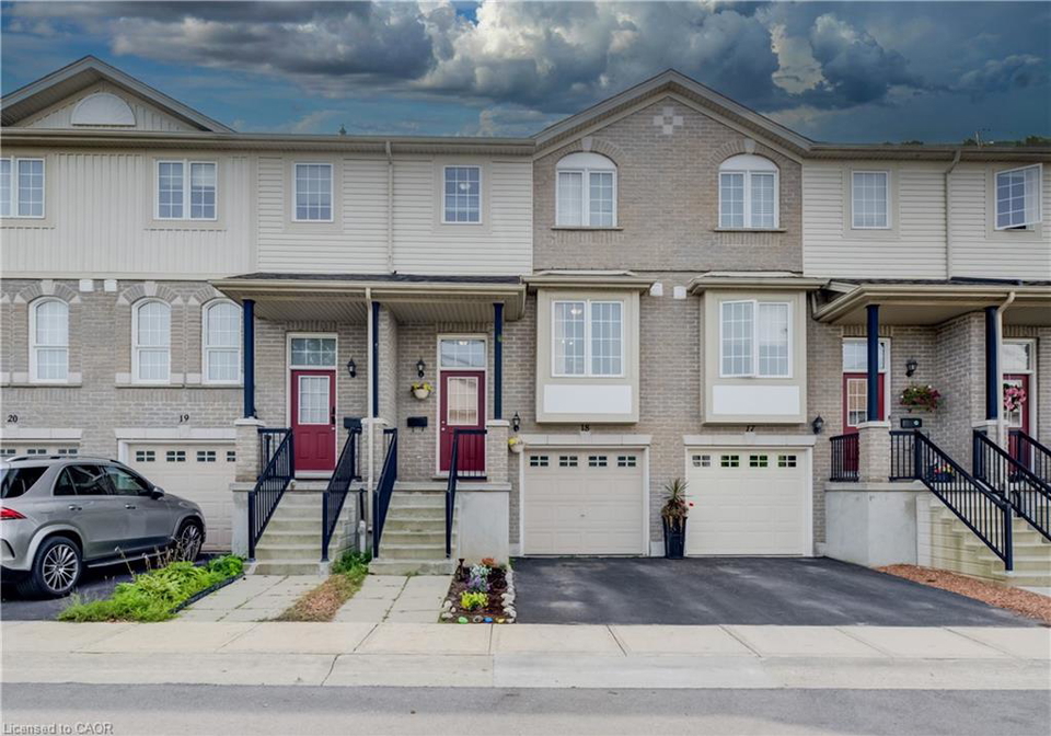 105-pinnacle-drive-kitchener-ontario-40859439