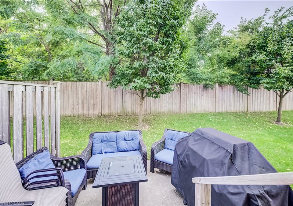 105-pinnacle-drive-kitchener-ontario-40859439