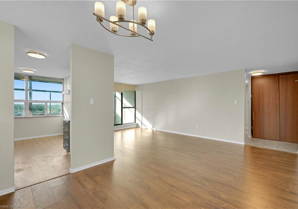 25-kensington-road-brampton-ontario-40859499