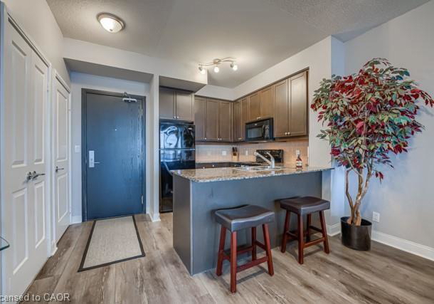 90-absolute-avenue-mississauga-ontario-40859503